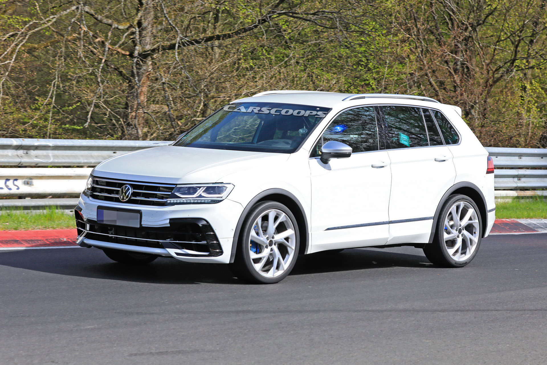 2021 Volkswagen Tiguan R Flexes Its Muscles On The ...