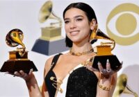 Dua Lipa Grammys 2022 Show